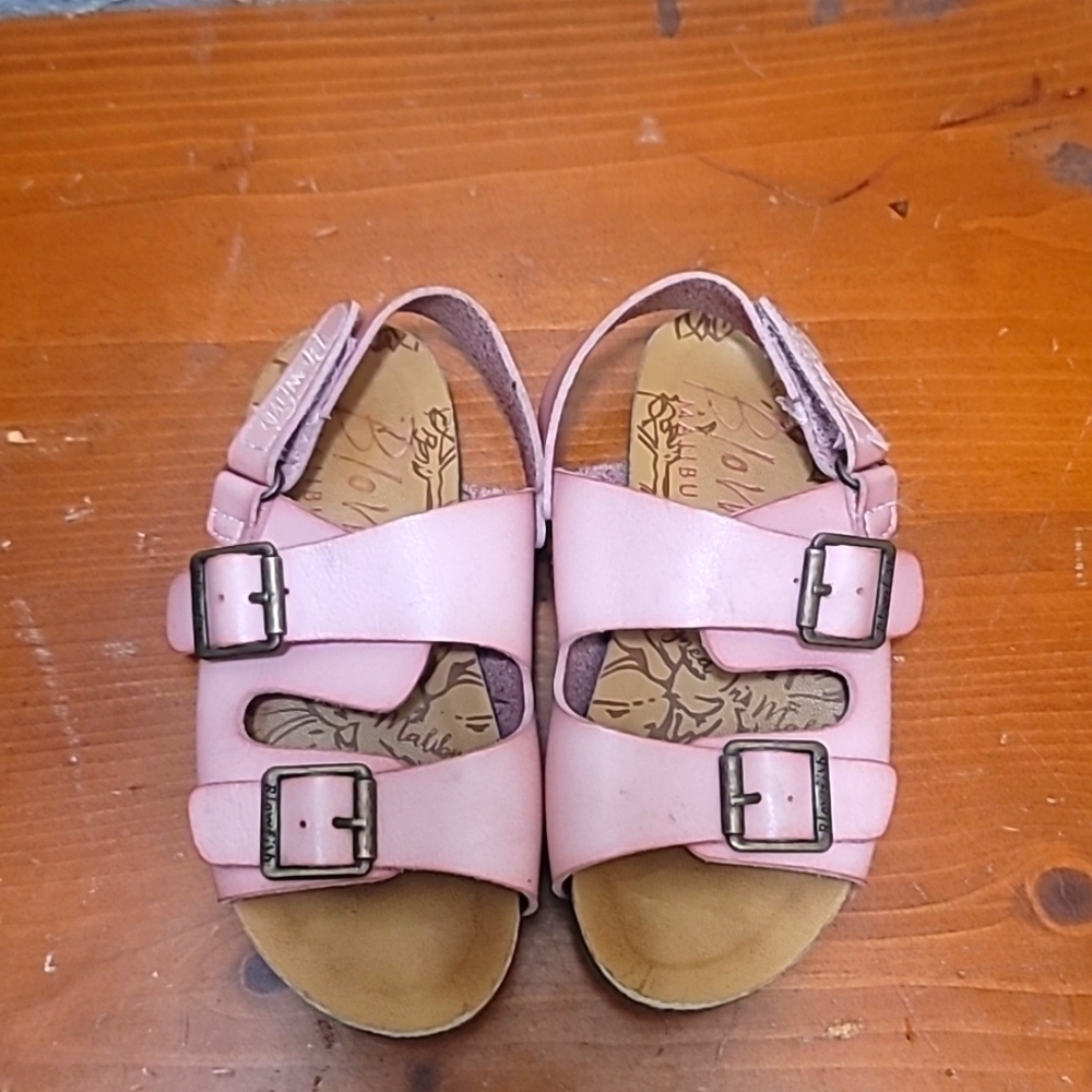 Blowfish Malibu Sandals Girls Size 10 Pink B130 Buckleβ Strappy Summer Shoes